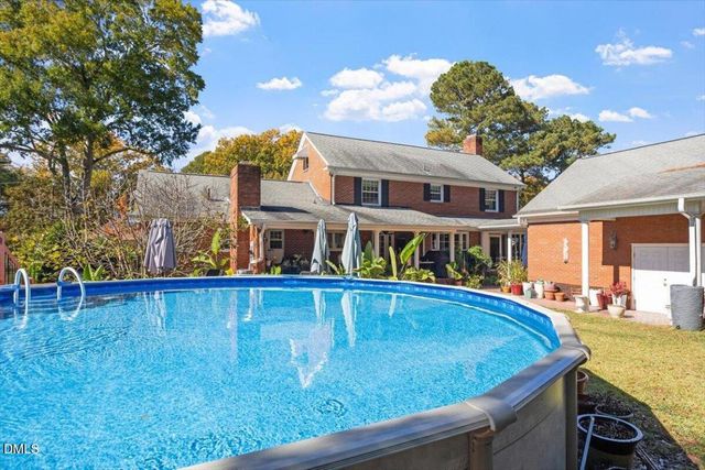 3325 North Walnut Street, Farmville, NC 27828