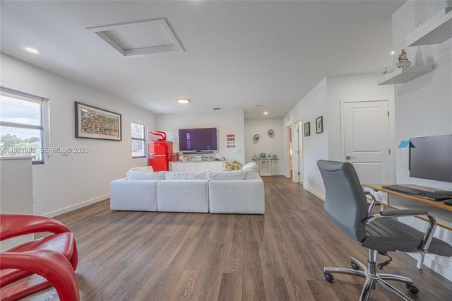 7126 Rockwood Rd, Jupiter, FL 33458