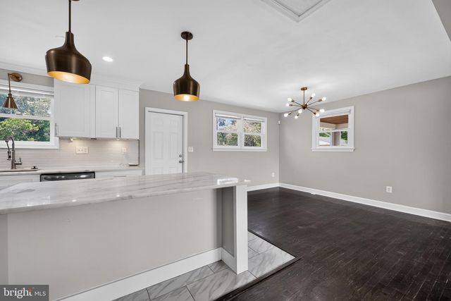 4402 RIDGECREST DR, Suitland, MD 20746