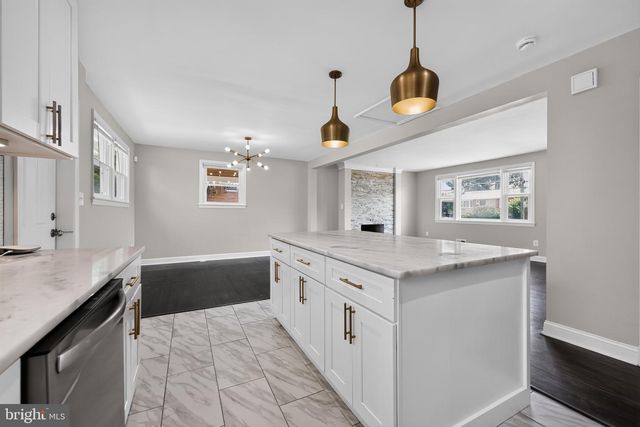 4402 RIDGECREST DR, Suitland, MD 20746