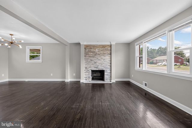 4402 RIDGECREST DR, Suitland, MD 20746