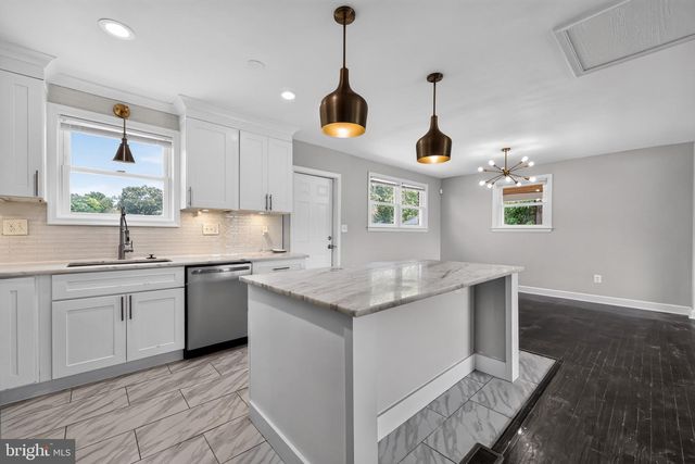4402 RIDGECREST DR, Suitland, MD 20746