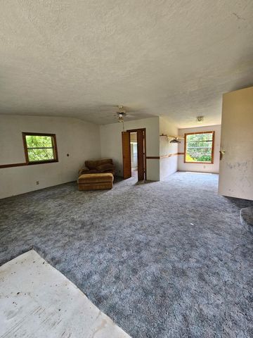 998 Post Oak, Willow Springs, MO 65793