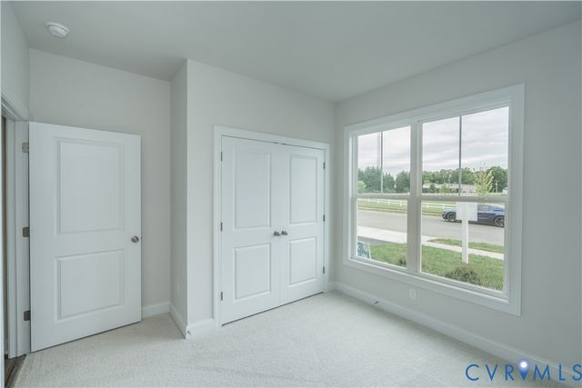 8720 Hope Farm Ln, Mechanicsville, VA 23111