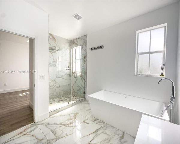 10728 NW 76th Ln 10728, Doral, FL 33178