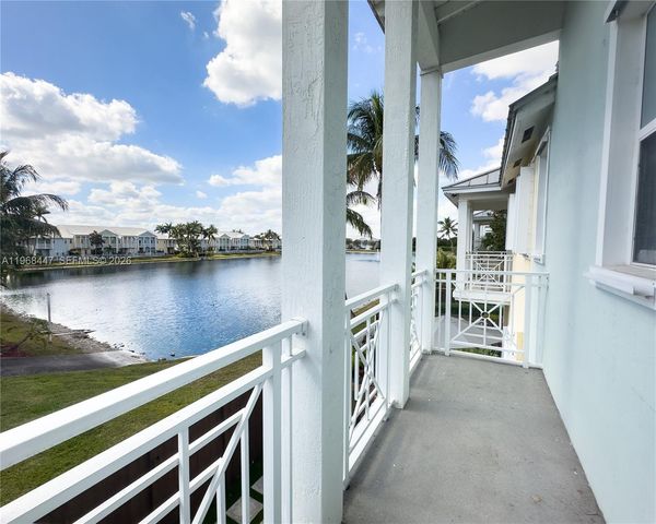 10728 NW 76th Ln 10728, Doral, FL 33178