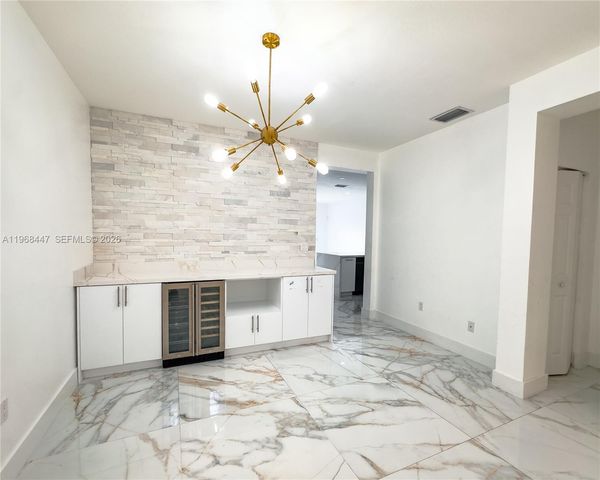 10728 NW 76th Ln 10728, Doral, FL 33178