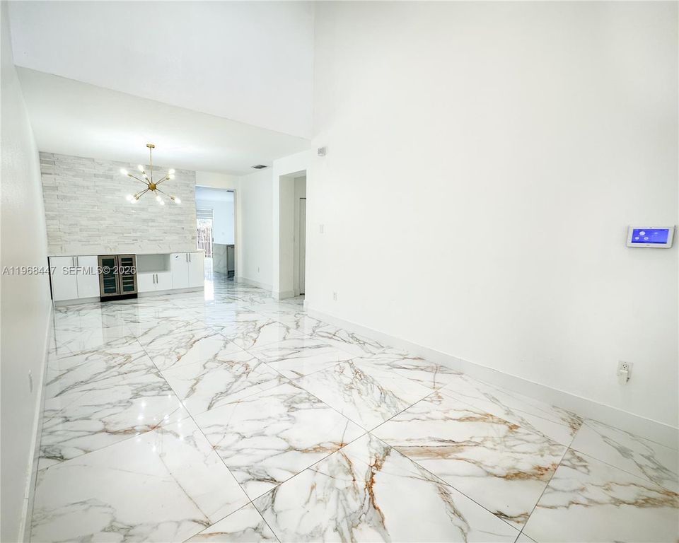 10728 NW 76th Ln 10728, Doral, FL 33178