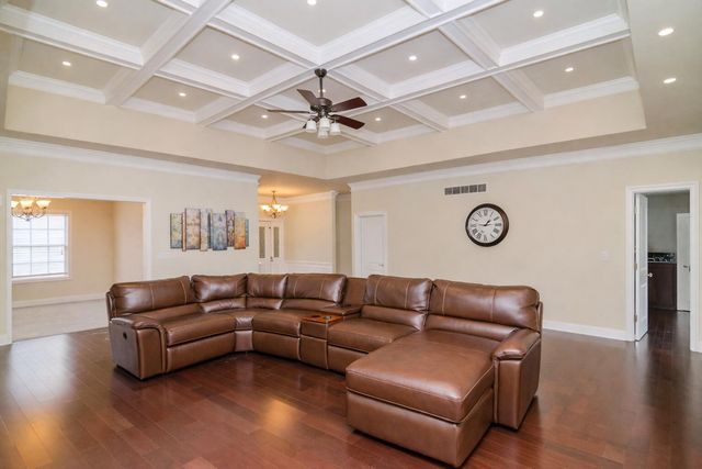 1021 Running Brook Drive, Lawrenceburg, KY 40342