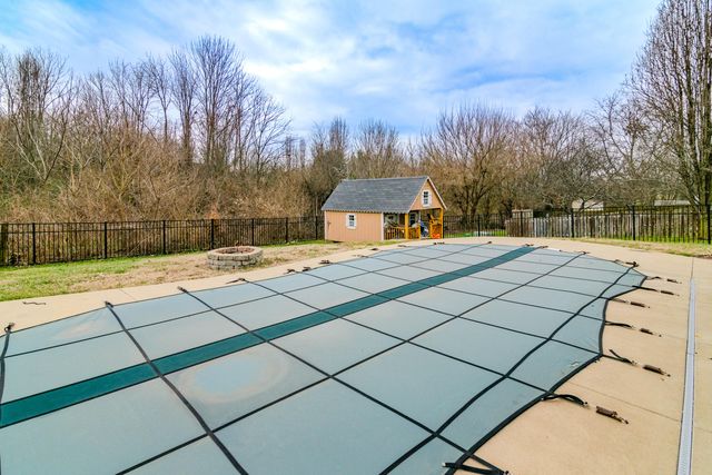 1021 Running Brook Drive, Lawrenceburg, KY 40342