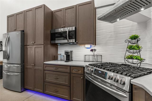 3180 VOLCO ROAD, Edgewater, FL 32141