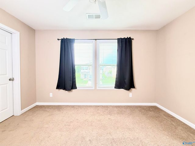 3070 Castlecreek Drive, Madison, AL 35756