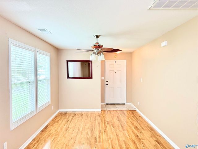 3070 Castlecreek Drive, Madison, AL 35756