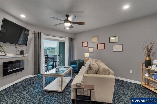 227 Commercial St NE, Salem, OR 97301