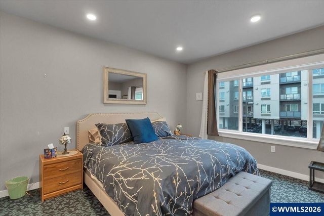 227 Commercial St NE, Salem, OR 97301