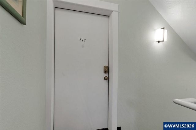 227 Commercial St NE, Salem, OR 97301