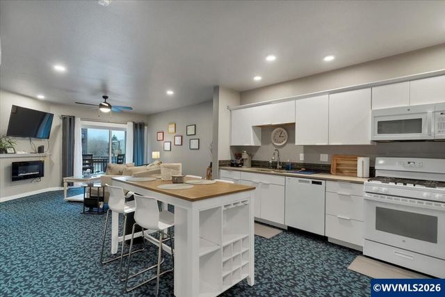 227 Commercial St NE, Salem, OR 97301