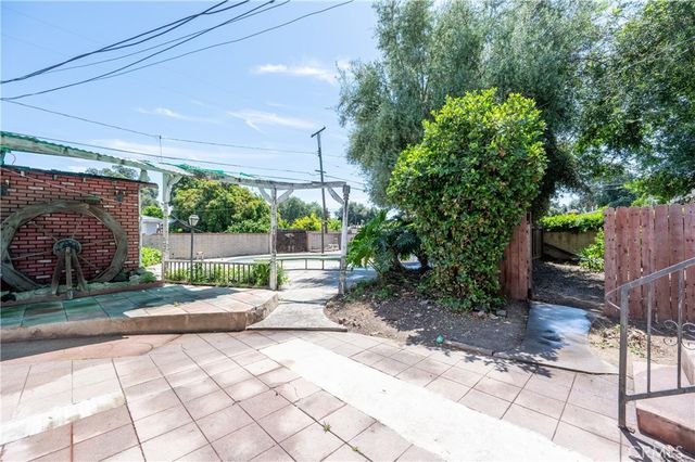 5550 El Monte, Temple City, CA 91780