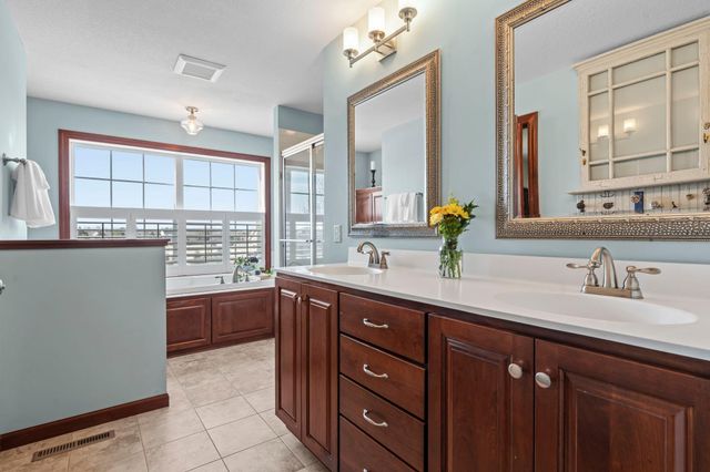 485 Rosewood Road, Northfield, MN 55057