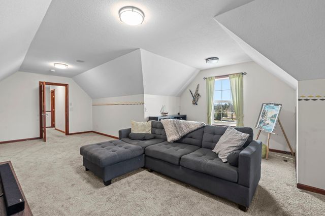 485 Rosewood Road, Northfield, MN 55057