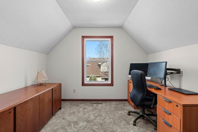 485 Rosewood Road, Northfield, MN 55057