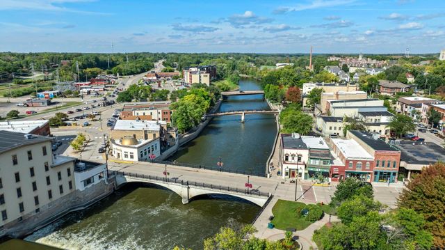 485 Rosewood Road, Northfield, MN 55057