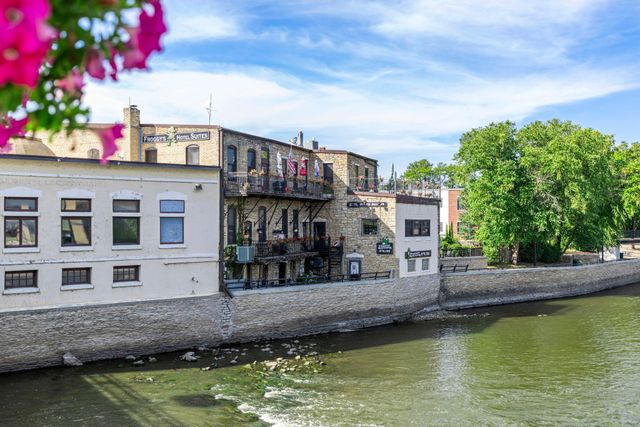 485 Rosewood Road, Northfield, MN 55057