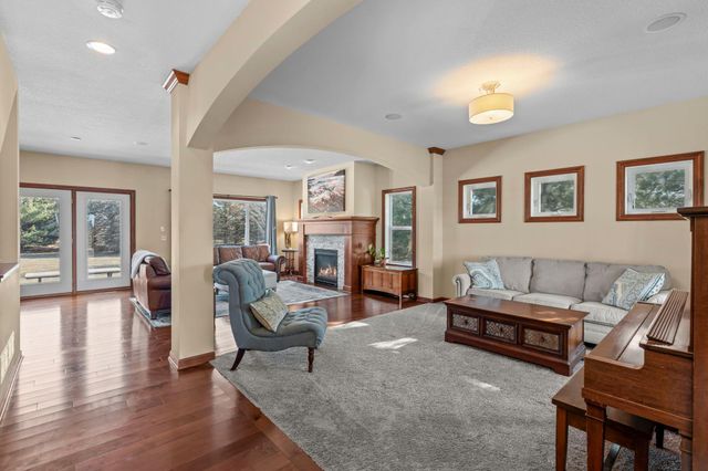 485 Rosewood Road, Northfield, MN 55057