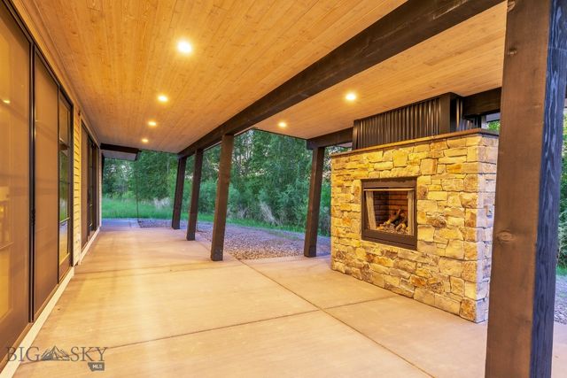 33 Leachman Lane, Bozeman, MT 59718