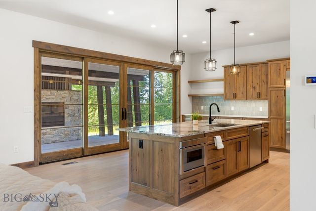 33 Leachman Lane, Bozeman, MT 59718