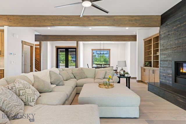 33 Leachman Lane, Bozeman, MT 59718