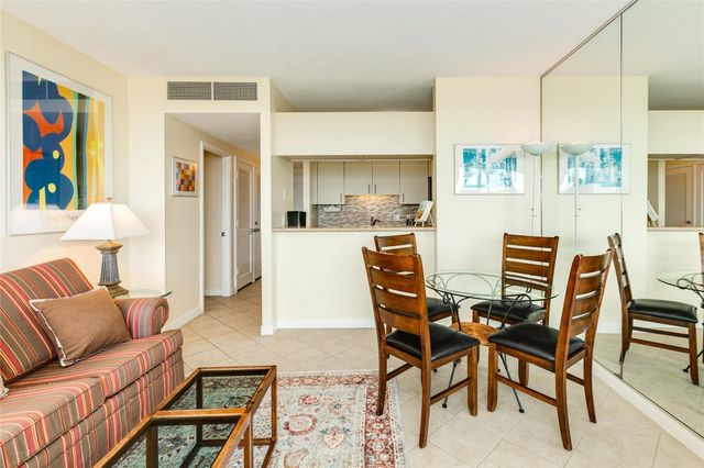 1401 E Beach Drive 209, Galveston, TX 77550