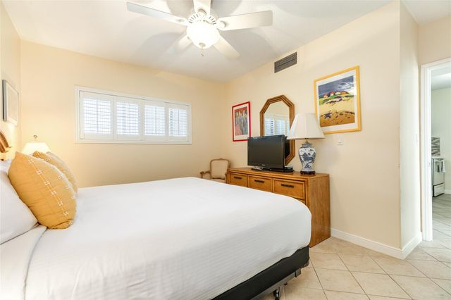 1401 E Beach Drive 209, Galveston, TX 77550