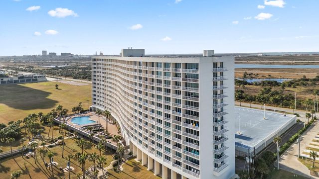 1401 E Beach Drive 209, Galveston, TX 77550