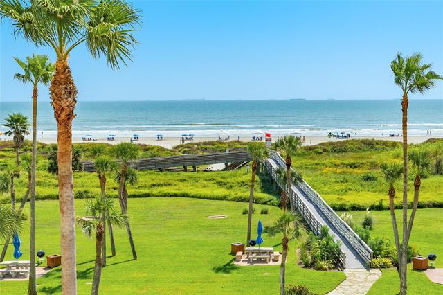 1401 E Beach Drive 209, Galveston, TX 77550