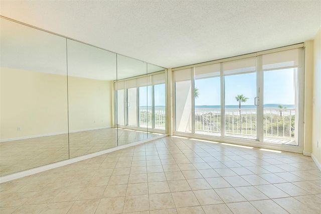 1401 E Beach Drive 209, Galveston, TX 77550