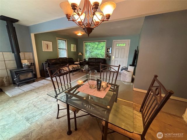 18926 5th Avenue NE, Shoreline, WA 98155