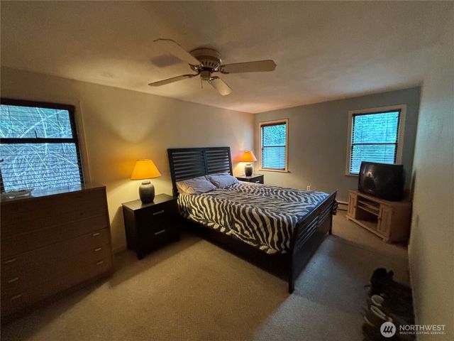 18926 5th Avenue NE, Shoreline, WA 98155