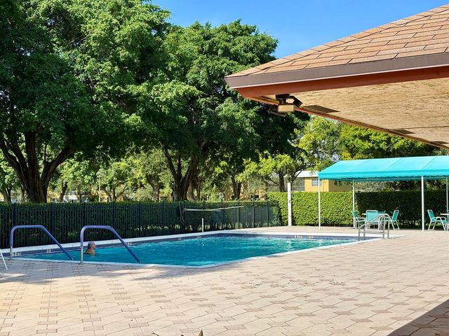 23265 Carolwood Lane 201, Boca Raton, FL 33428