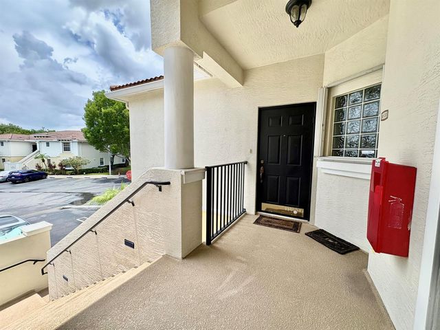 23265 Carolwood Lane 201, Boca Raton, FL 33428