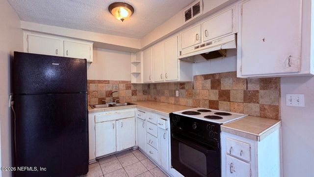 1576 W 13TH Street, Jacksonville, FL 32209