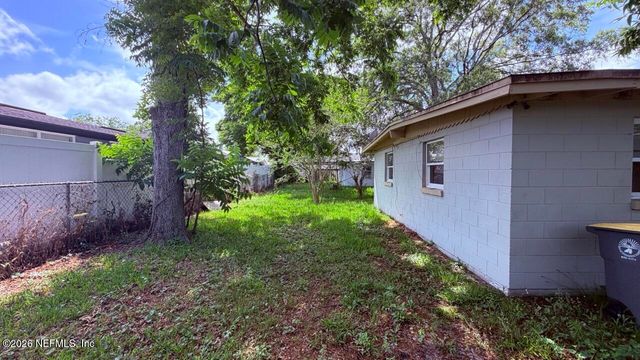1576 W 13TH Street, Jacksonville, FL 32209