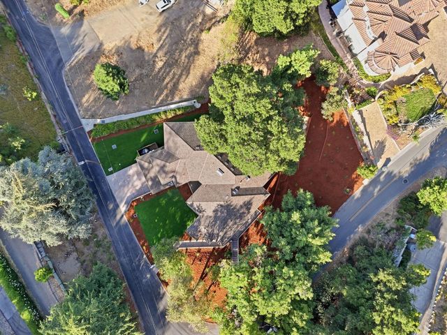 22755 San Juan Road, Cupertino, CA 95014
