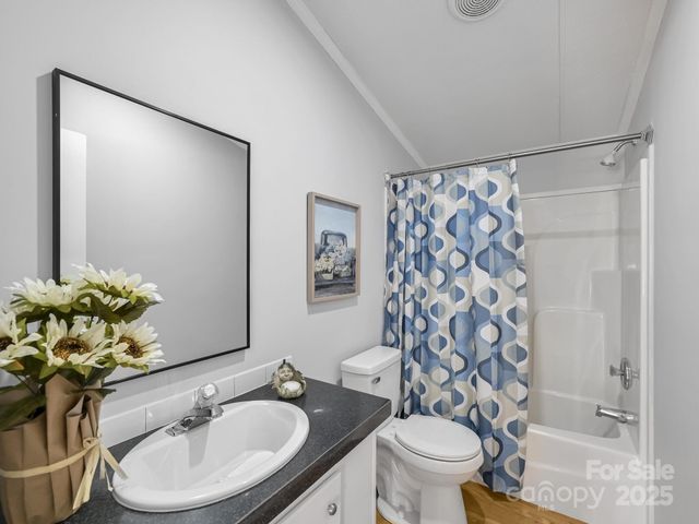 37 Motts Drive, Candler, NC 28715