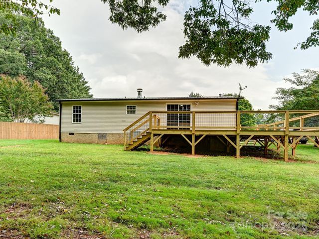 37 Motts Drive, Candler, NC 28715