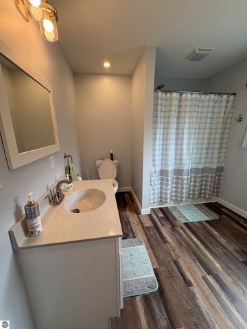 815 E State Street, East Tawas, MI 49830