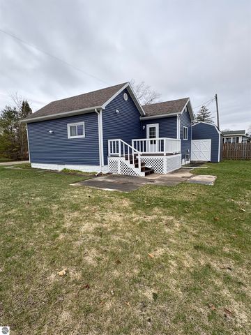815 E State Street, East Tawas, MI 49830