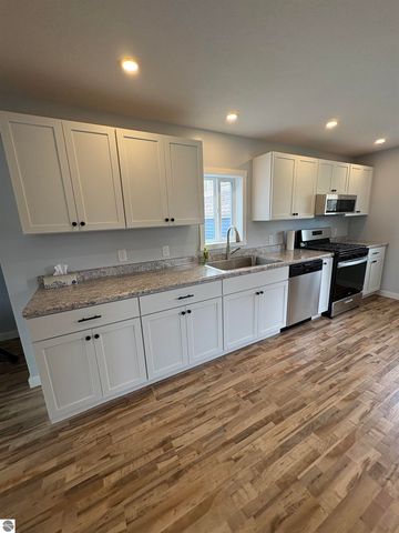 815 E State Street, East Tawas, MI 49830