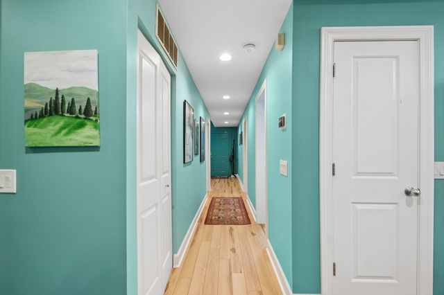 1215 W NORWOOD Street 1, Chicago, IL 60660