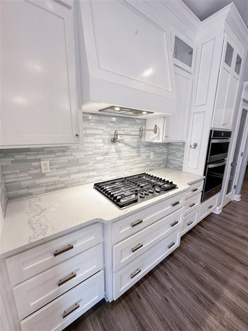 1009 NE Scissortail Drive, Lawton, OK 73507